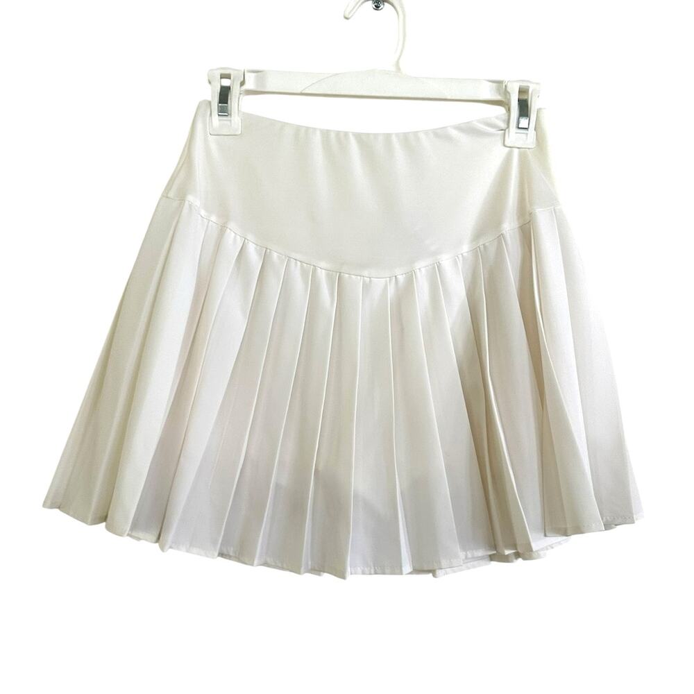 Forever 21 Active Pleated Skort white size medium - Picture 2 of 8